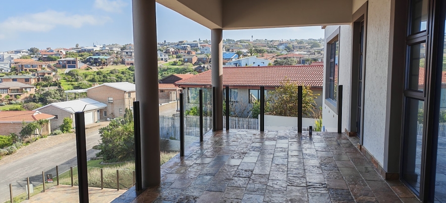 4 Bedroom Property for Sale in Dana Bay Western Cape